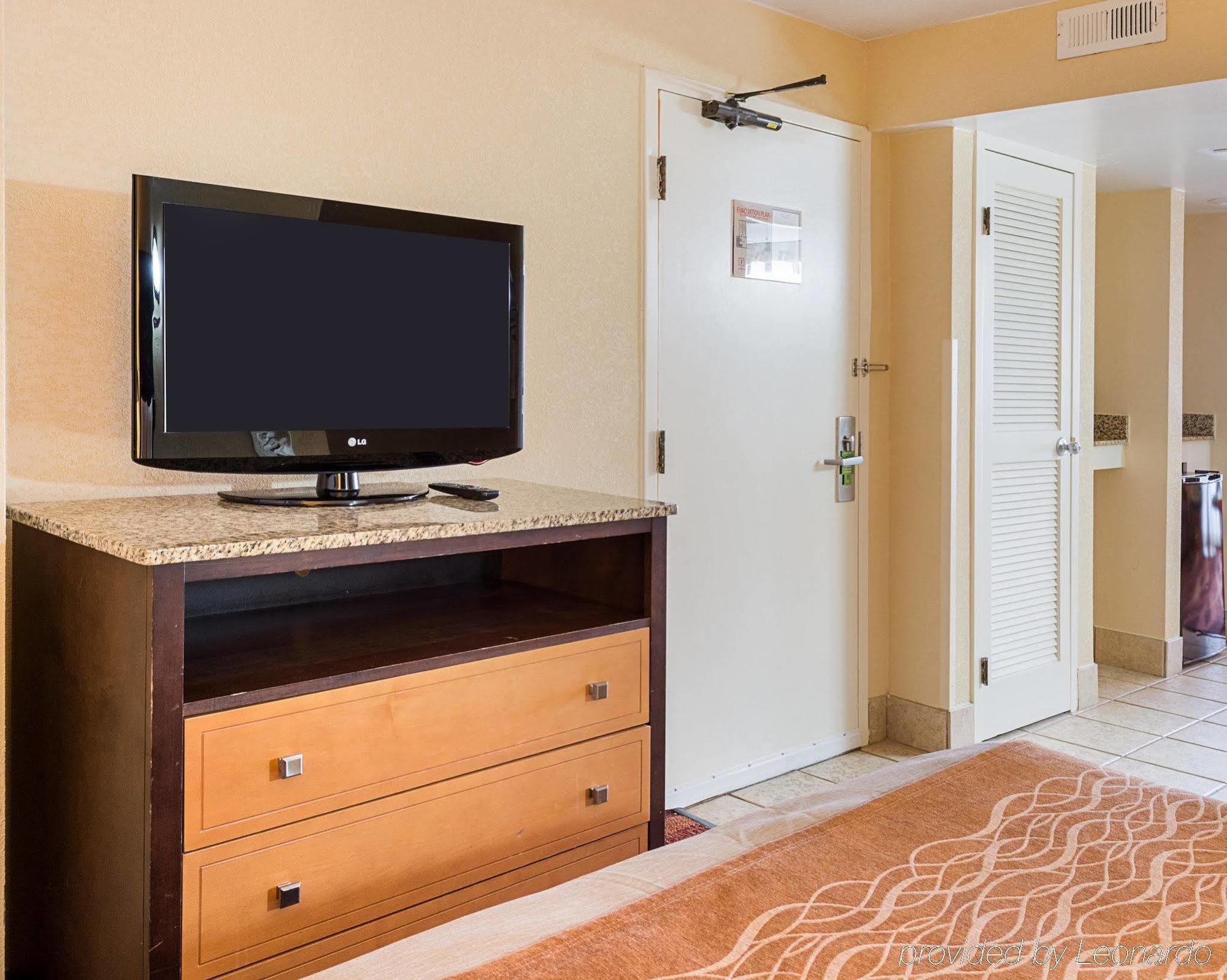 Coastal Hotel&Suites Virginia Beach - Oceanfront Zewnętrze zdjęcie